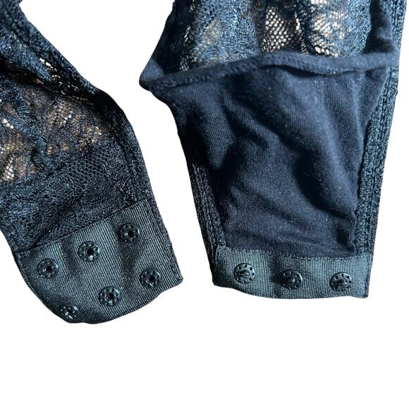 Torrid Curves Bodysuit SZ 2X Black All Over Lace Wireless Adj Straps Feminine - Picture 5 of 12